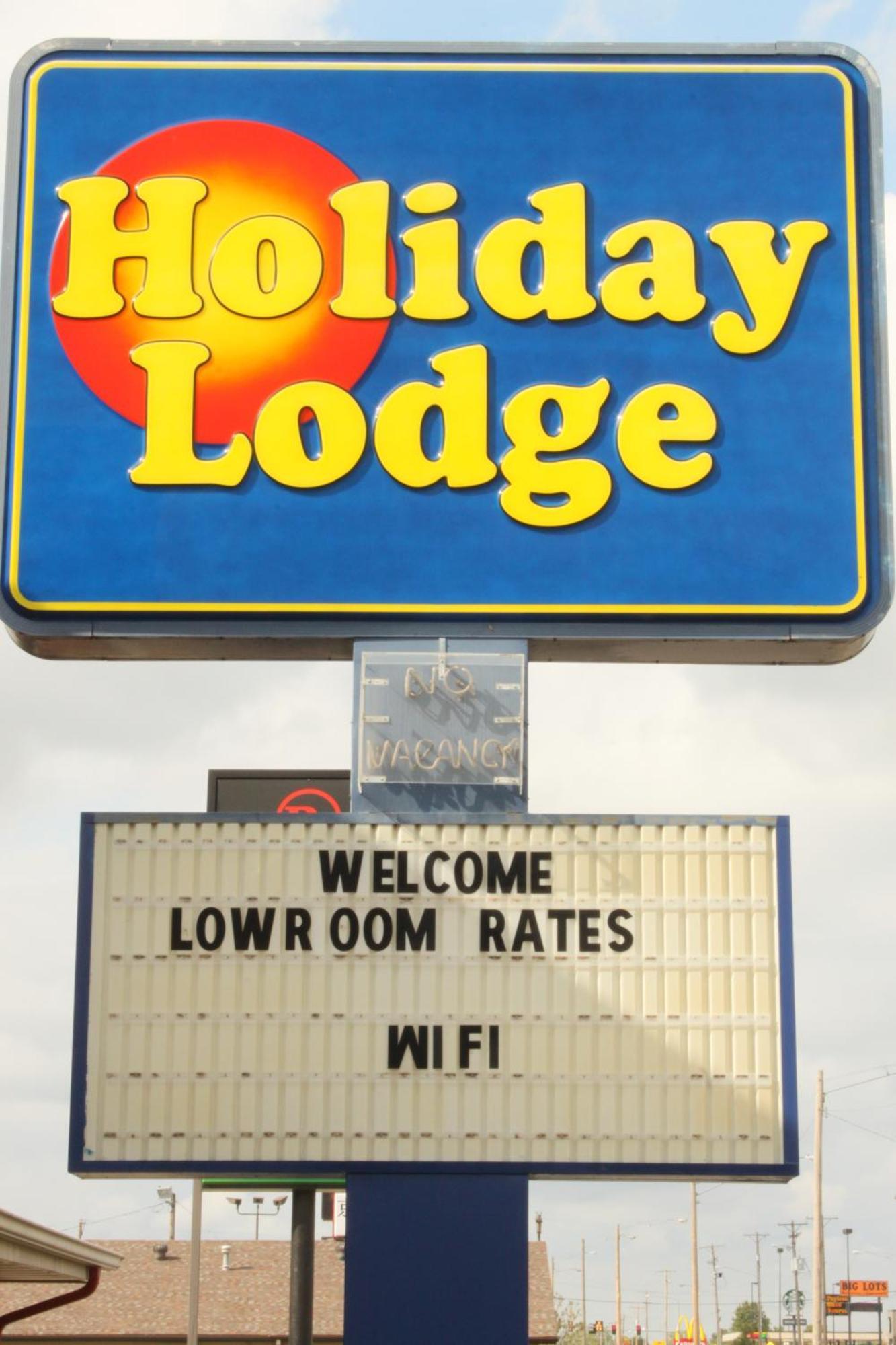 Holiday Lodge Pittsburg Bagian luar foto